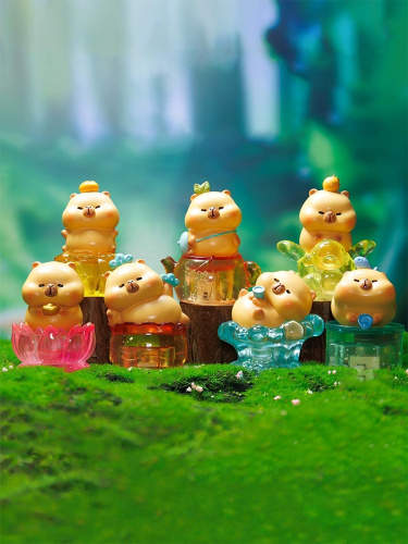 Фигурка Капибара светильник в сюрприз боксе 1шт.