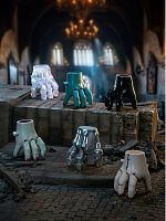 Фигурка QueSera Series Stranger hands Чужие Руки в сюрприз-боксе, 1 шт.