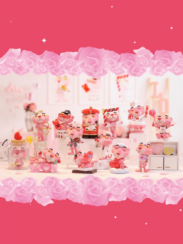 Фигурка Pop Mart Pink Panther Expressing Love Series в ассортименте 8см