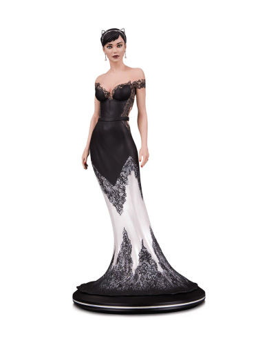 Фигурка Catwoman Wedding Dress (DC Cover Girls) Statue 26см