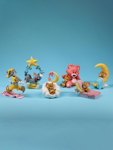 Фигурка TOM and JERRY Том и Джерри Сладкие сны в сюрприз-боксе 11см, 1 шт.