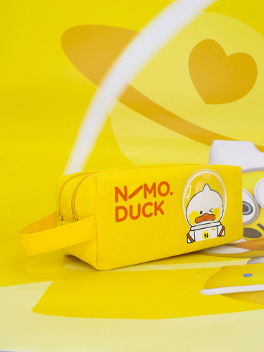 Пенал школьный с подвесом Nomo Duck Yellow/White желтый в ассортименте
